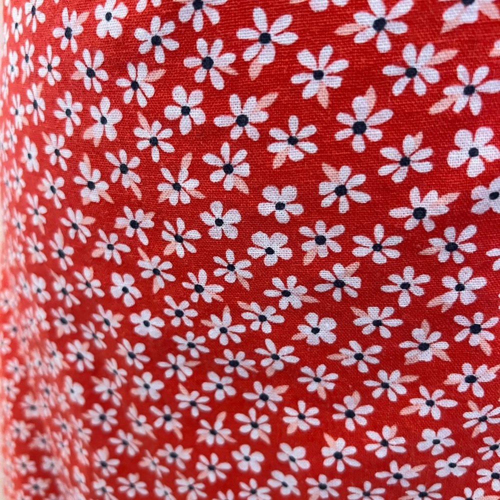 Red and white floral wrap dress - Picture 12 of 13